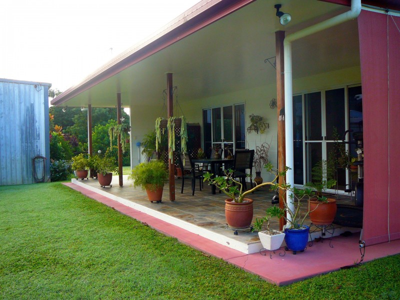 5 Power Street, Daintree QLD 4873