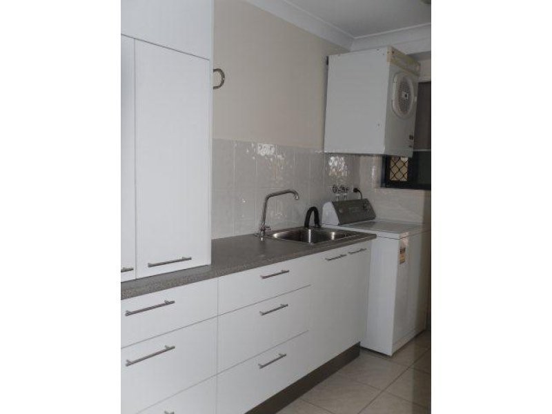 12 Longman Drive, Moranbah QLD 4744