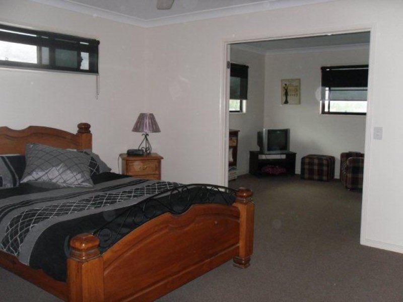 12 Longman Drive, Moranbah QLD 4744