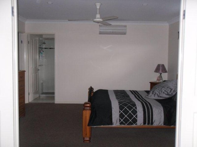 12 Longman Drive, Moranbah QLD 4744
