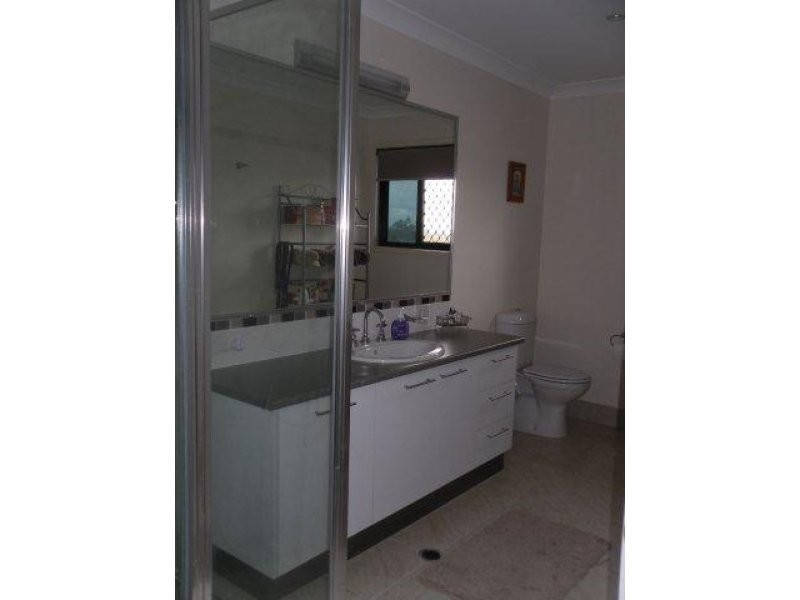 12 Longman Drive, Moranbah QLD 4744