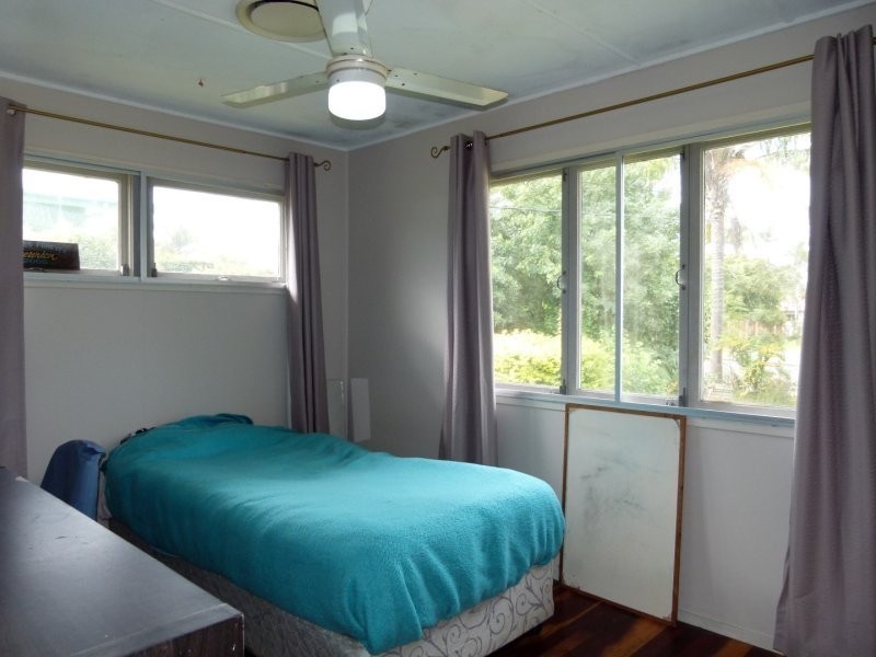 23 Kynance Street, Leichhardt QLD 4305