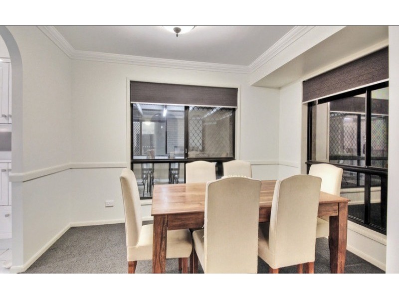 76 GOLDEN AVENUE, Calamvale QLD 4116