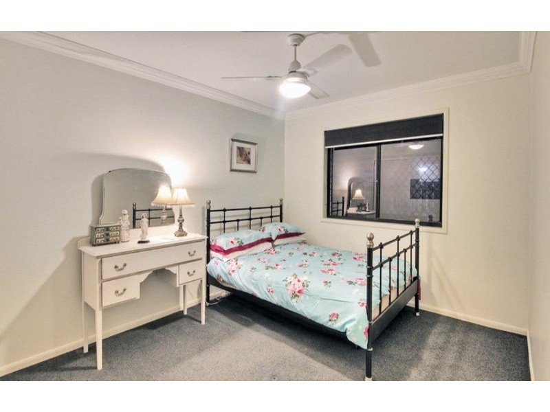 76 GOLDEN AVENUE, Calamvale QLD 4116