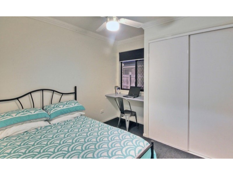 76 GOLDEN AVENUE, Calamvale QLD 4116