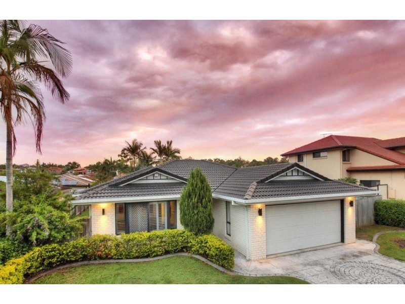 76 GOLDEN AVENUE, Calamvale QLD 4116