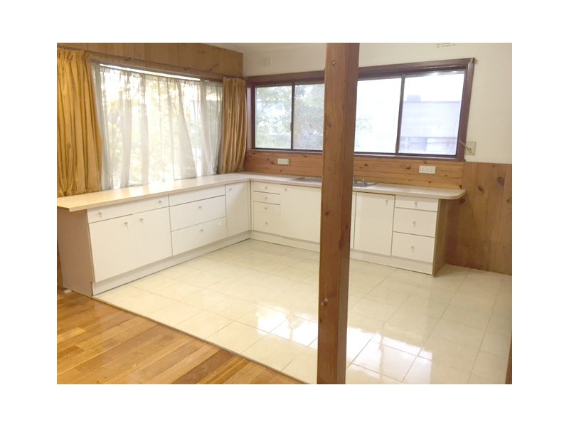 21 Leicester Avenue, Glen Waverley VIC 3150