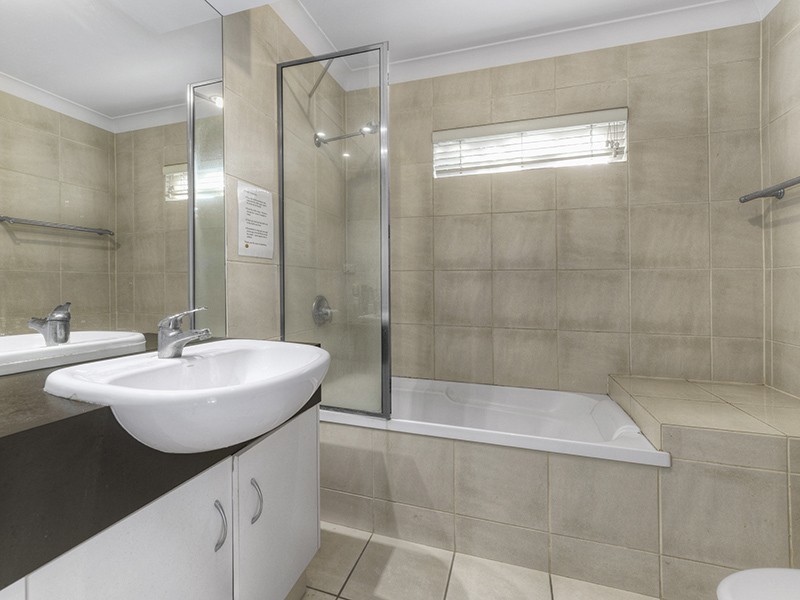 1/117 Fortescue Street, Spring Hill QLD 4000