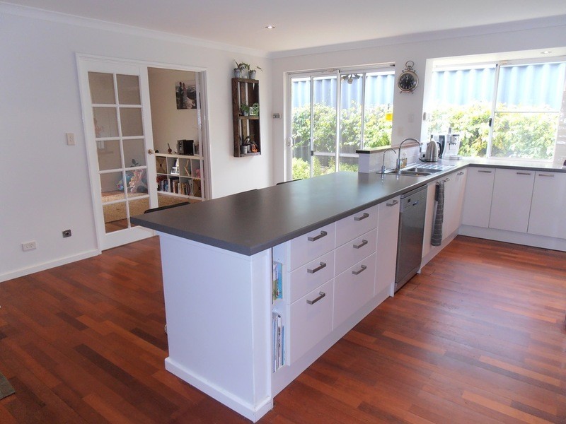 1 Novak Court, Hamilton Hill WA 6163