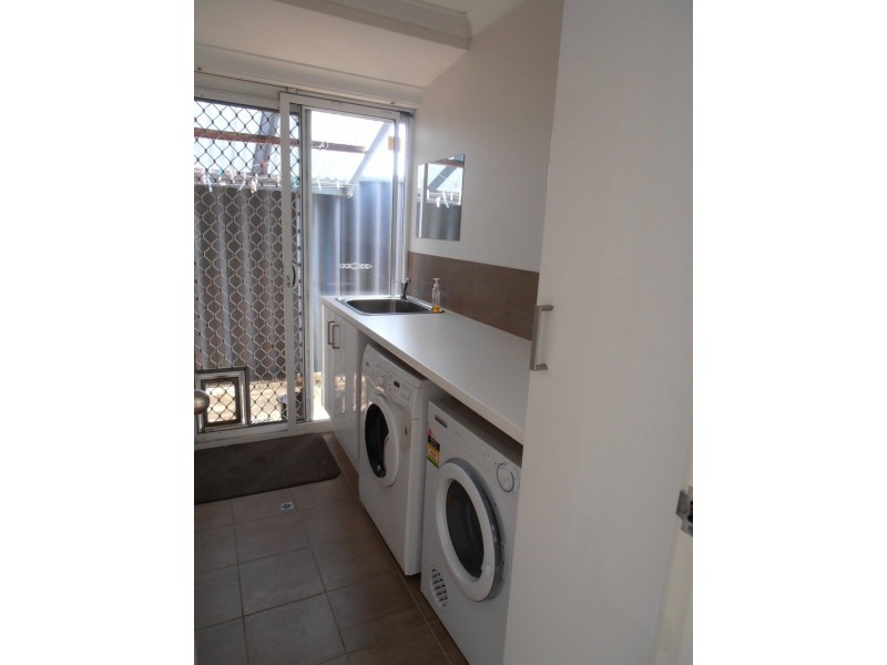 1 Novak Court, Hamilton Hill WA 6163