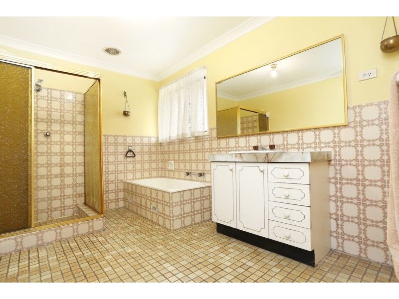 Bossley Park NSW 2176