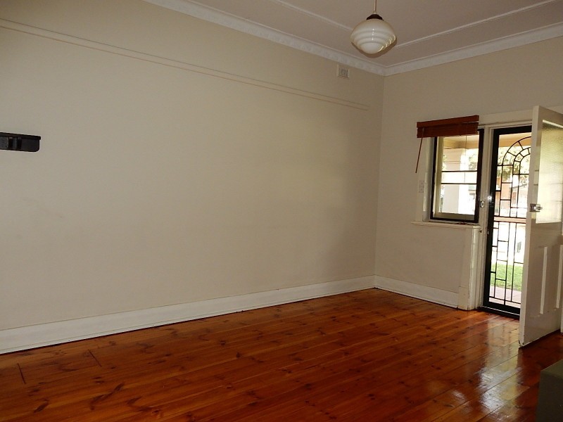 14 Cedar Avenue, Woodville South SA 5011