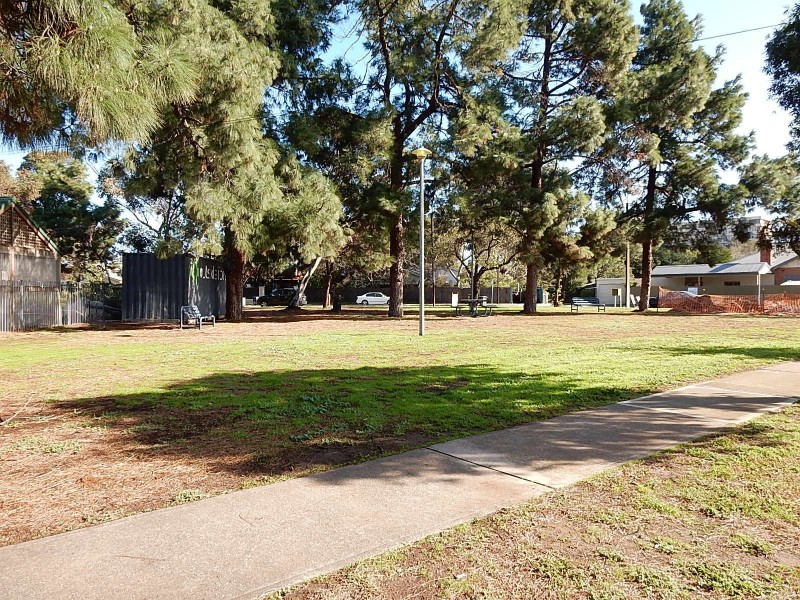 14 Cedar Avenue, Woodville South SA 5011