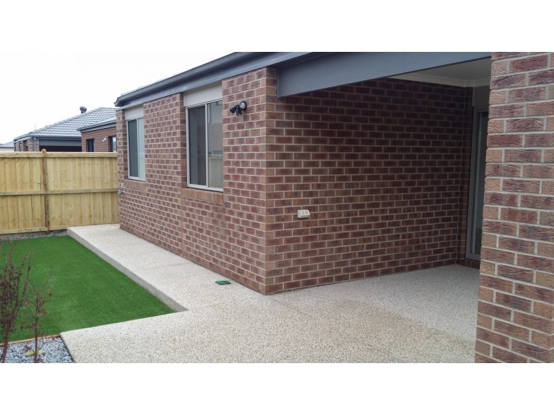 13 Accord Street, Mount Duneed VIC 3216