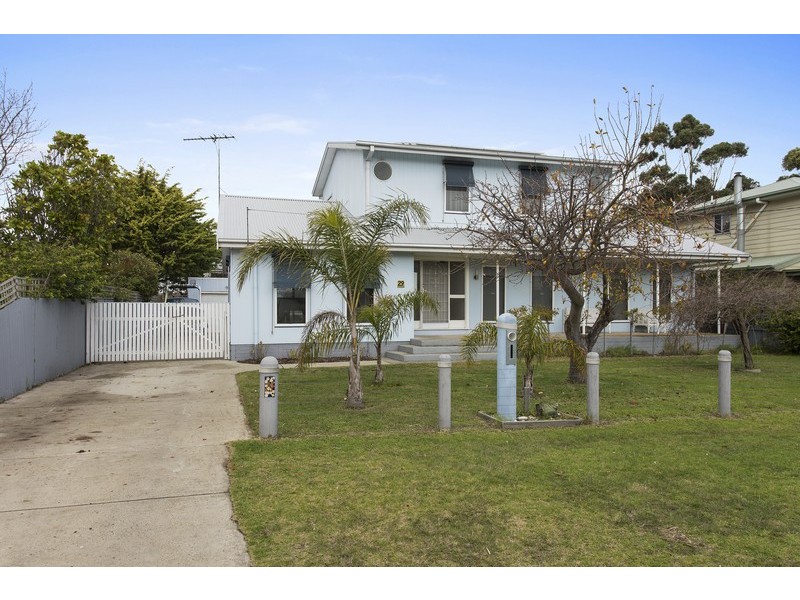 29 St Leonards Parade, St Leonards VIC 3223