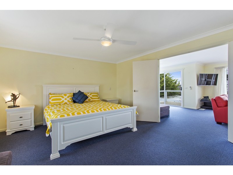 29 St Leonards Parade, St Leonards VIC 3223