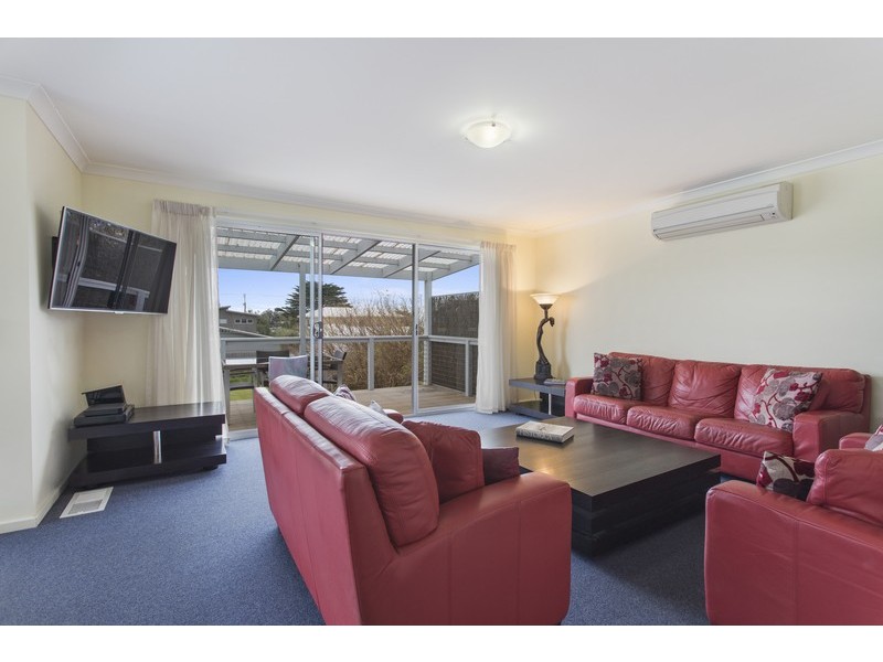 29 St Leonards Parade, St Leonards VIC 3223