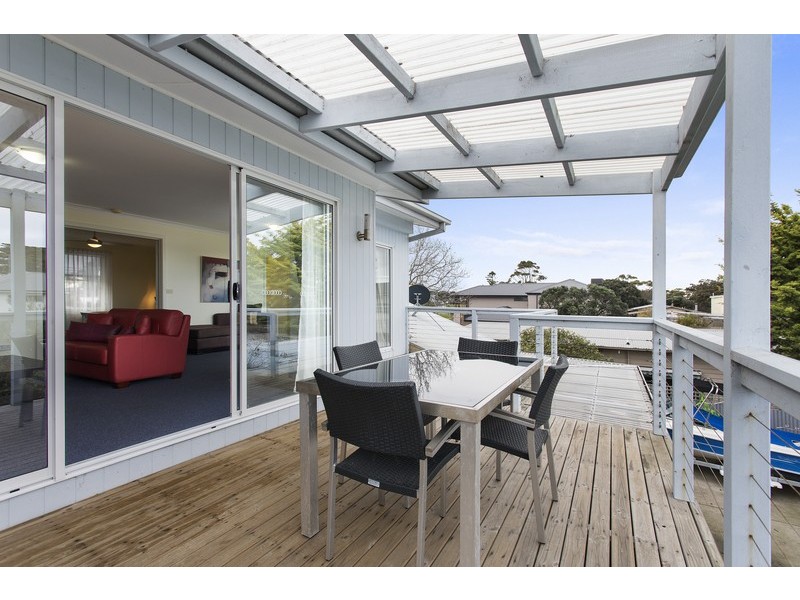 29 St Leonards Parade, St Leonards VIC 3223