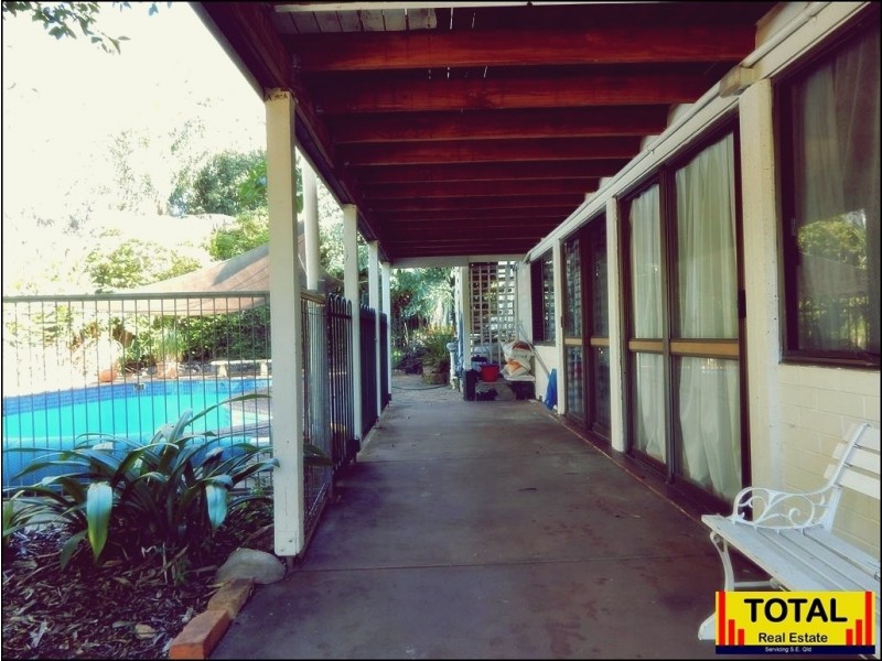 35 Elm Crescent, Bracken Ridge QLD 4017