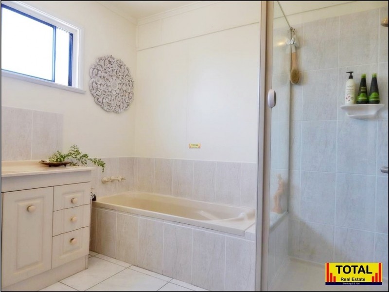 35 Elm Crescent, Bracken Ridge QLD 4017