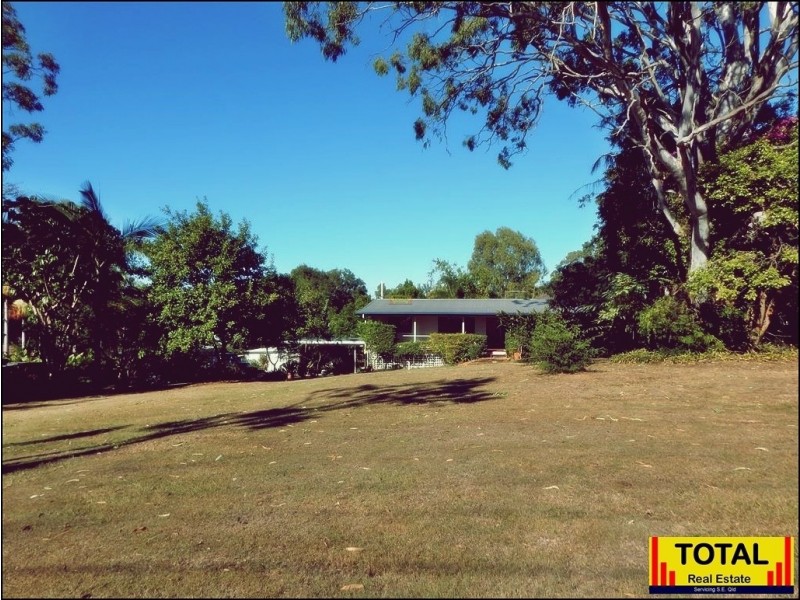 35 Elm Crescent, Bracken Ridge QLD 4017