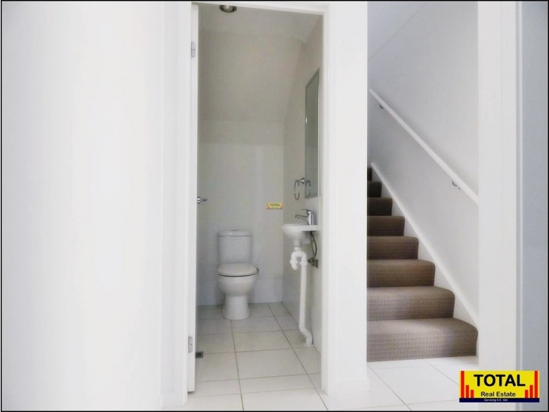 30 Parkland Road, Springfield Lakes QLD 4300