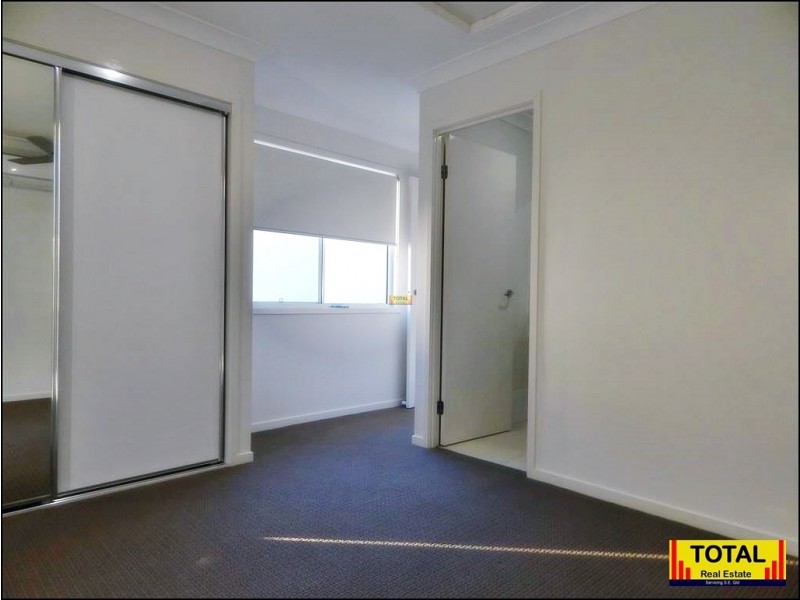 30 Parkland Road, Springfield Lakes QLD 4300