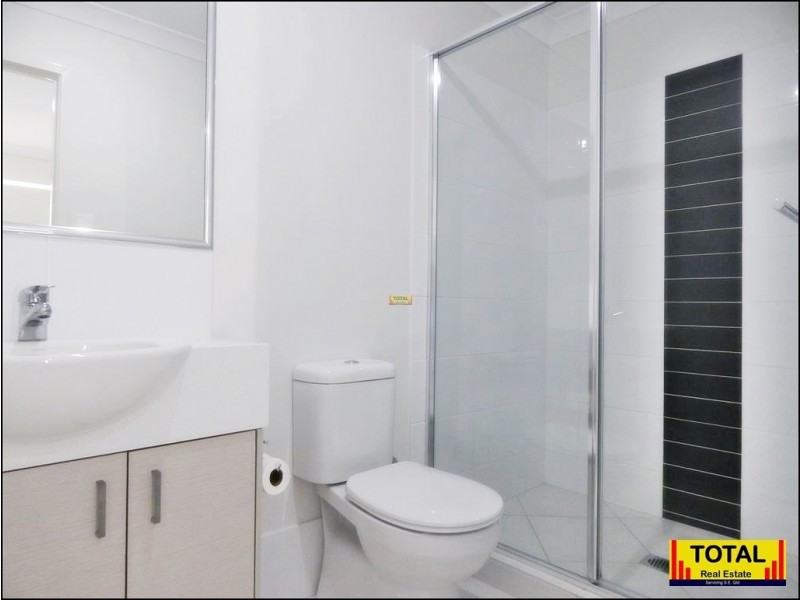 30 Parkland Road, Springfield Lakes QLD 4300