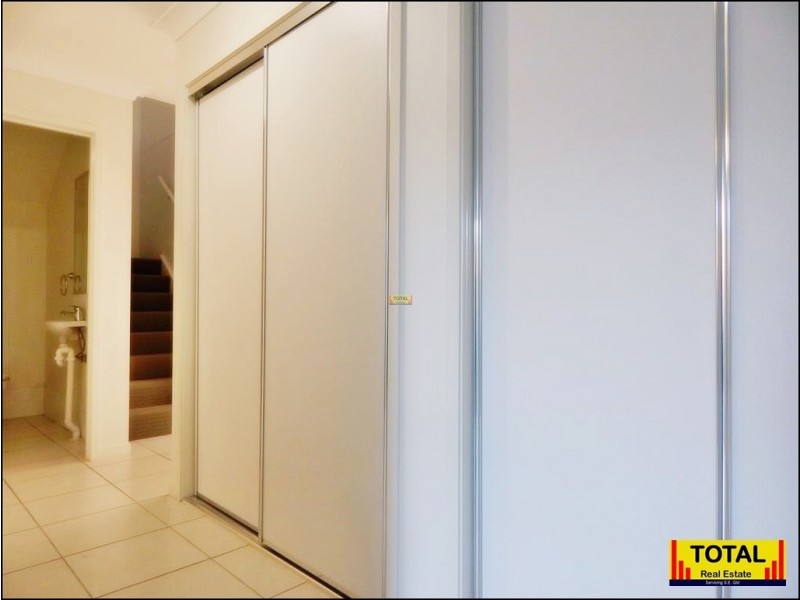 30 Parkland Road, Springfield Lakes QLD 4300