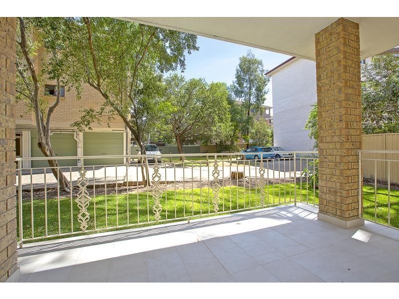 4/5 Santley Crescent, Kingswood NSW 2747