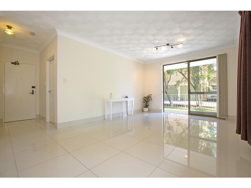 4/5 Santley Crescent, Kingswood NSW 2747