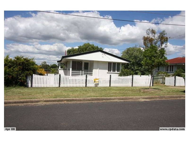 23 Wentworth Street, Leichhardt QLD 4305