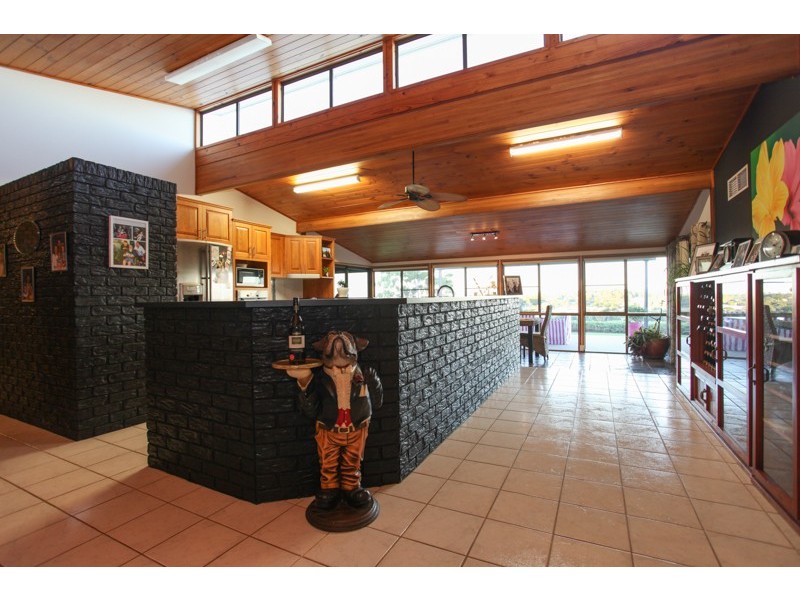 15 Wrights Road, Glenella QLD 4740