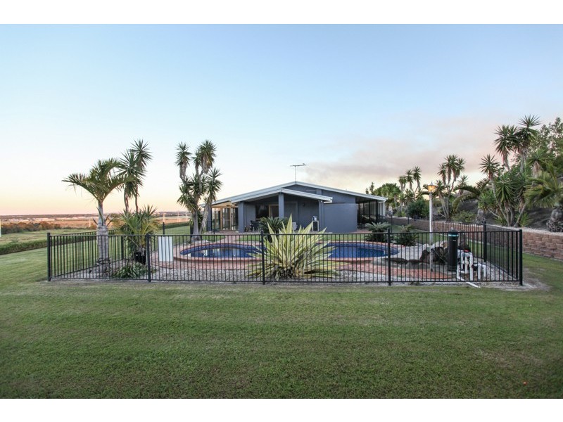 15 Wrights Road, Glenella QLD 4740