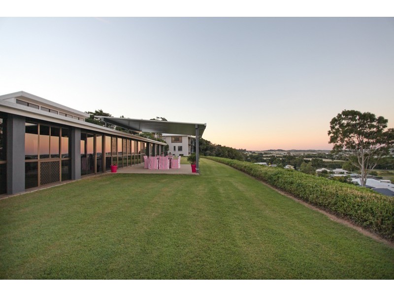 15 Wrights Road, Glenella QLD 4740