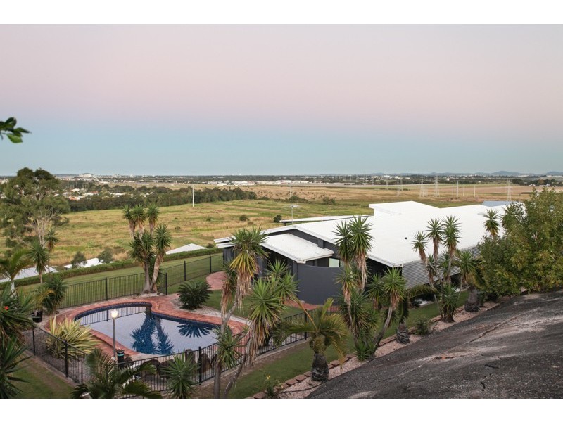 15 Wrights Road, Glenella QLD 4740