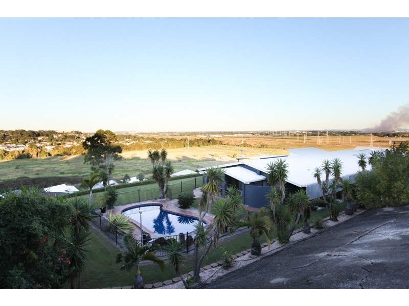 15 Wrights Road, Glenella QLD 4740