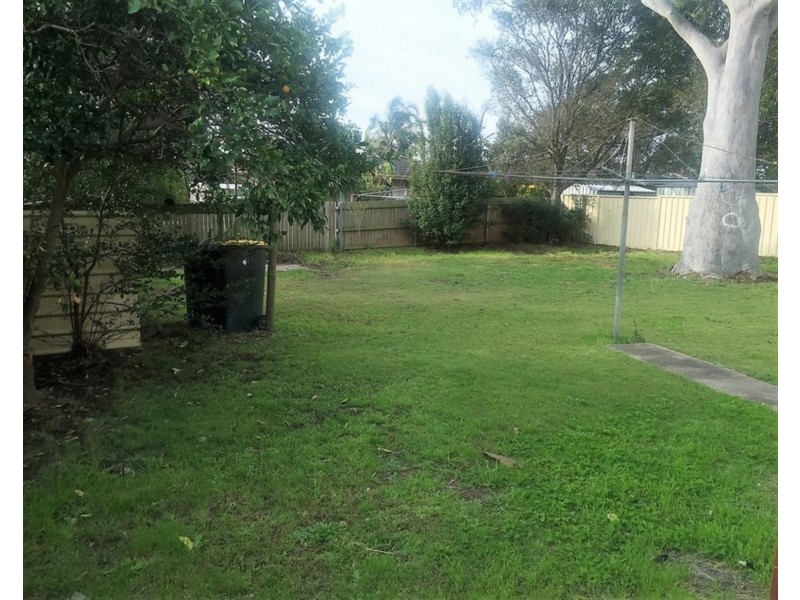 11 Third Avenue, Rutherford NSW 2320