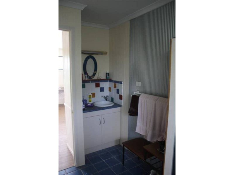 1 Hodge street, Wondai QLD 4606