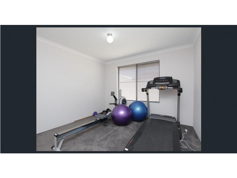9 Treemartin Place, East Cannington WA 6107