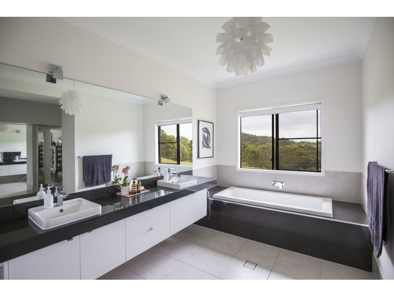 221 Duroby Creek  Road, Terranora NSW 2486