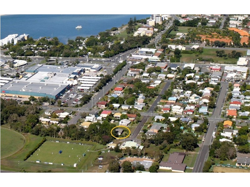 17 Second Avenue, Caloundra QLD 4551