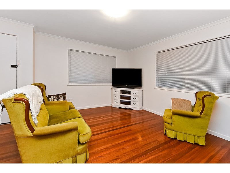 2 Edgeware Drive, Rochedale South QLD 4123