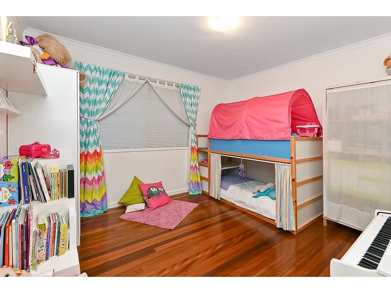 2 Edgeware Drive, Rochedale South QLD 4123