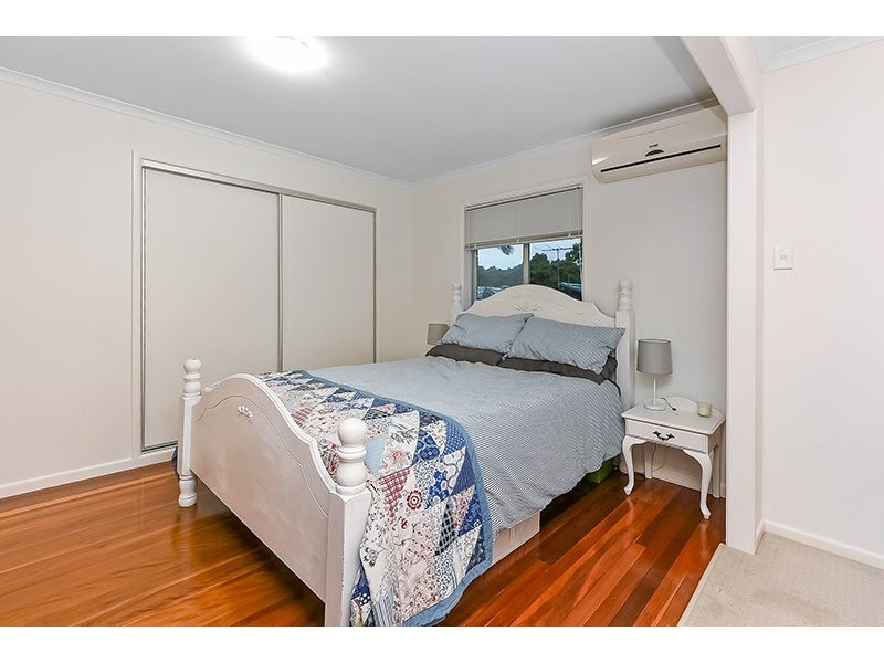 2 Edgeware Drive, Rochedale South QLD 4123