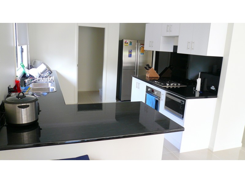 142 – 144 Dixon St, Sunnybank QLD 4109