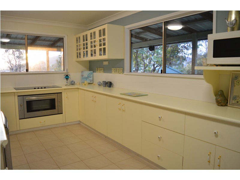 13 Manor street, Drayton QLD 4350