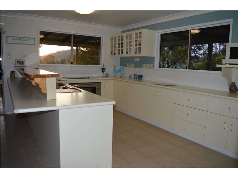 13 Manor street, Drayton QLD 4350