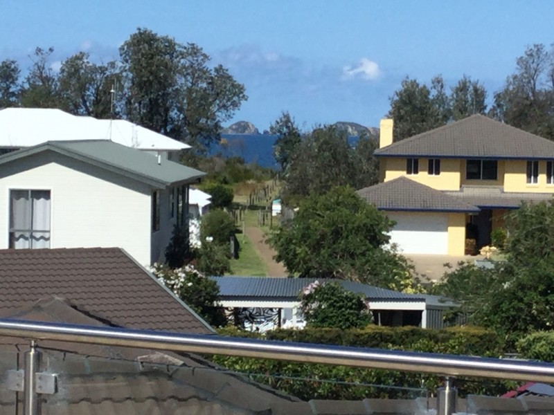 8 Blairs Road, Long Beach NSW 2536