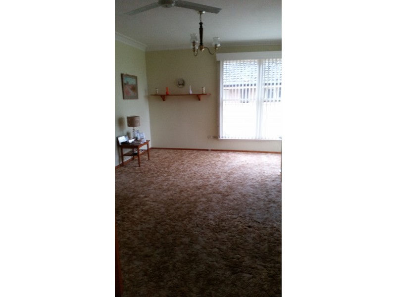 8  Winter Street, Newington VIC 3350